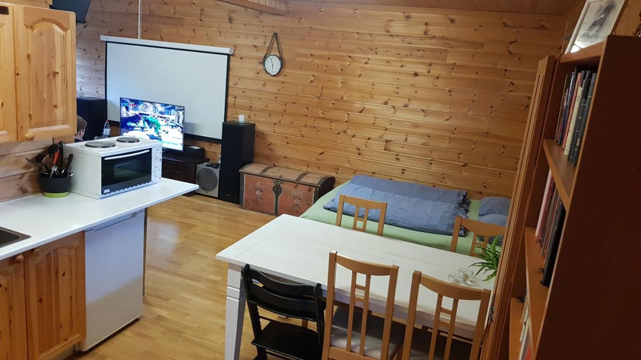 One-Room Cabin Without Shower Time ภายนอก รูปภาพ