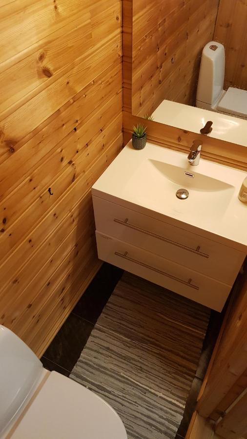 One-Room Cabin Without Shower Time ภายนอก รูปภาพ